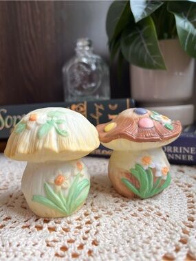 Enesco Ceramic Mushroom Salt and Pepper Shakers in Yellow and Brown